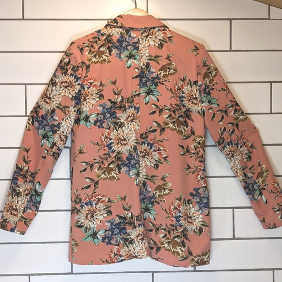 Carolina Belle Coral and Floral Blazer Women's Medium - Picture 6 of 6